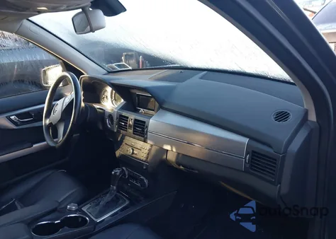 2010 Mercedes-Benz Glk 350 4Matic z USA, uszkodzony, nr VIN WDCGG8HB9AF352629